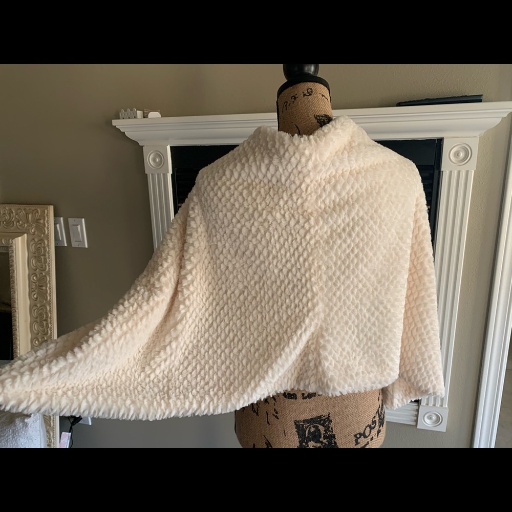 Poncho scarf